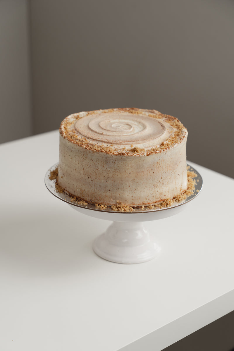 Cinnamon roll Cake